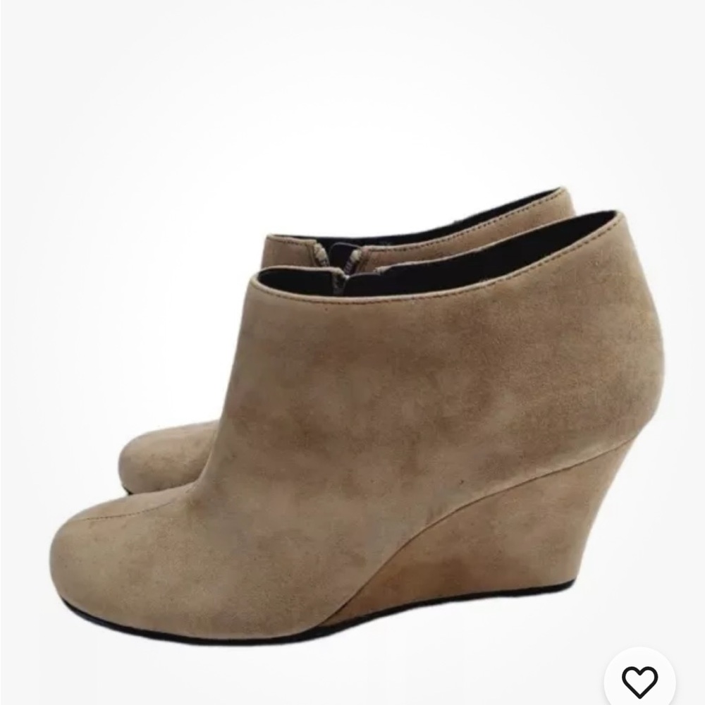 NWT Aerosoles Women’s Size 11 Suede Tan Wedge Ankle Boots Nude Beige comfortable